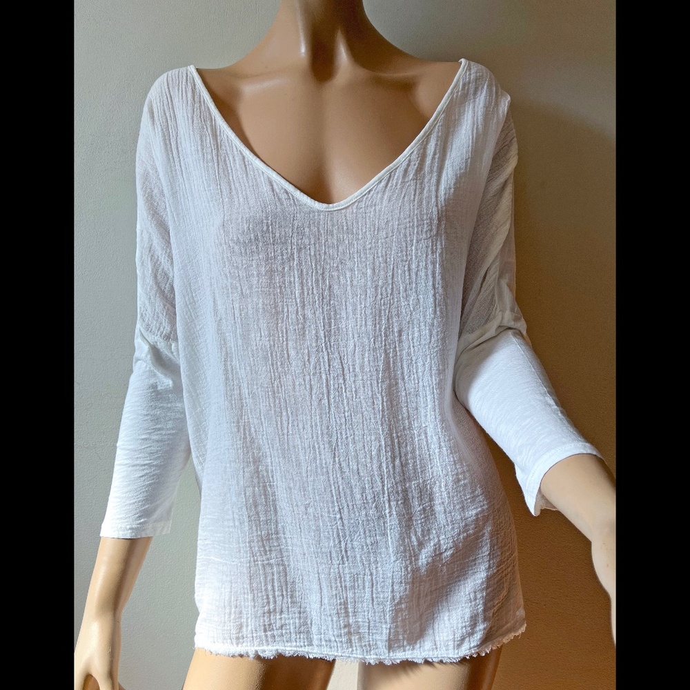 Velvet by Graham & Spencer Vintage Slub oversized ivory flowy top S